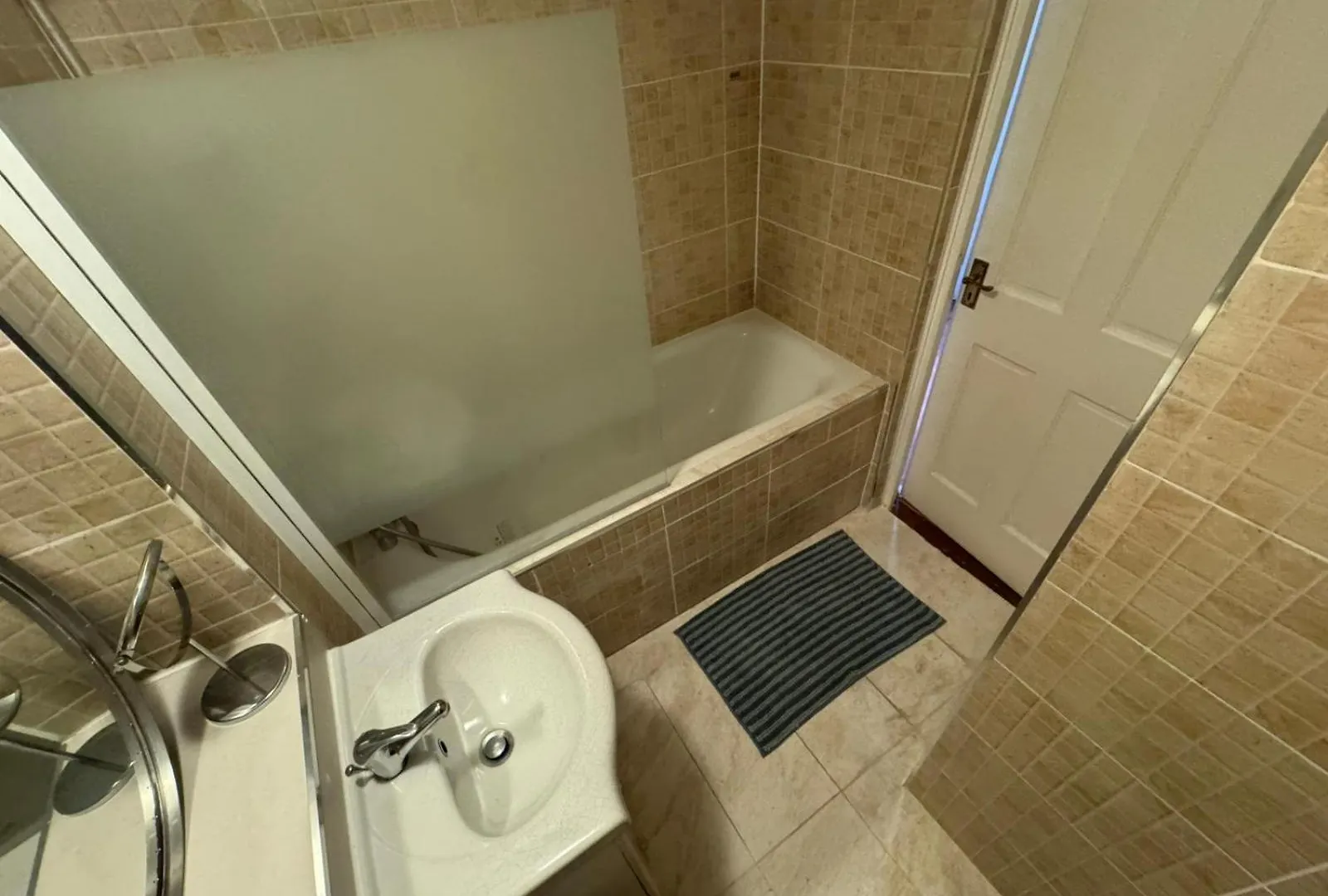 Appartement Tks Modern 1Bed Flat, Londres