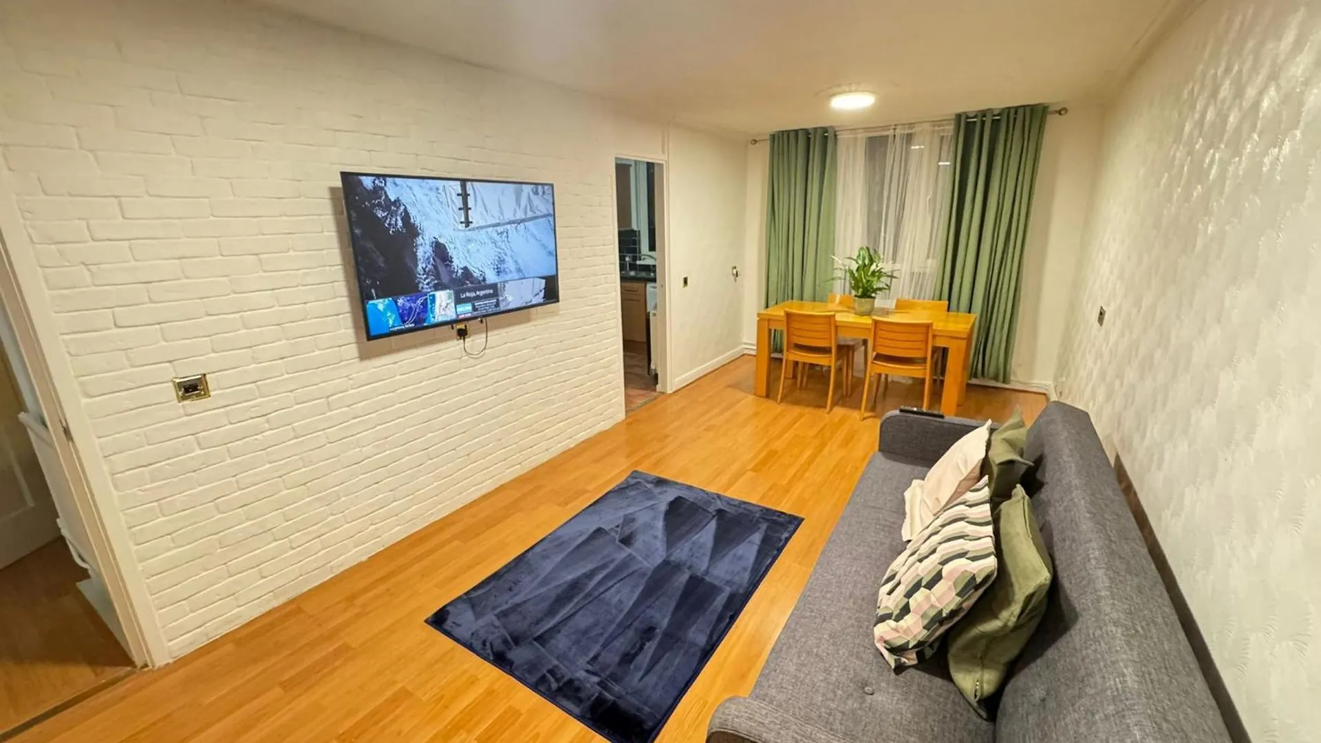 Tks Modern 1Bed Flat, London Appartement