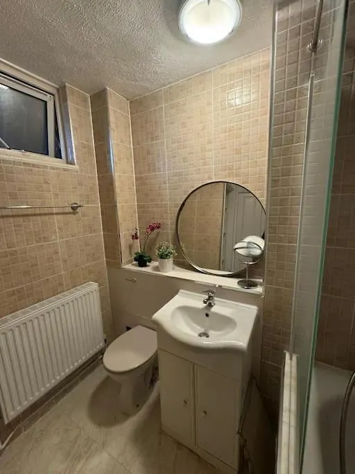 Tks Modern 1Bed Flat, London Appartement